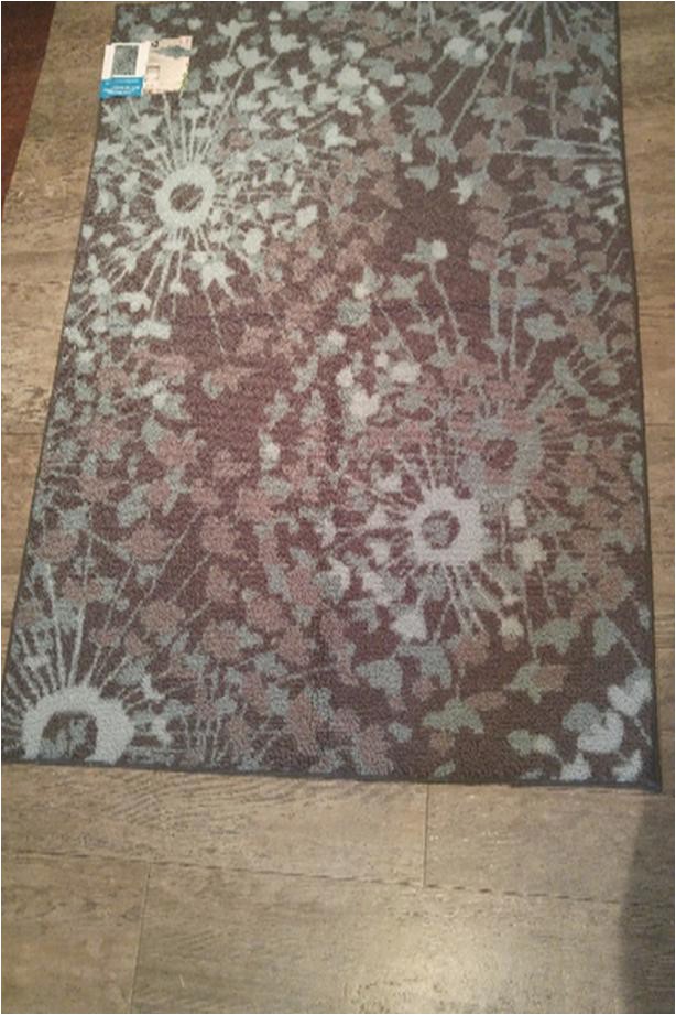 new small area rug measures 30 x 45 inch firm on price
