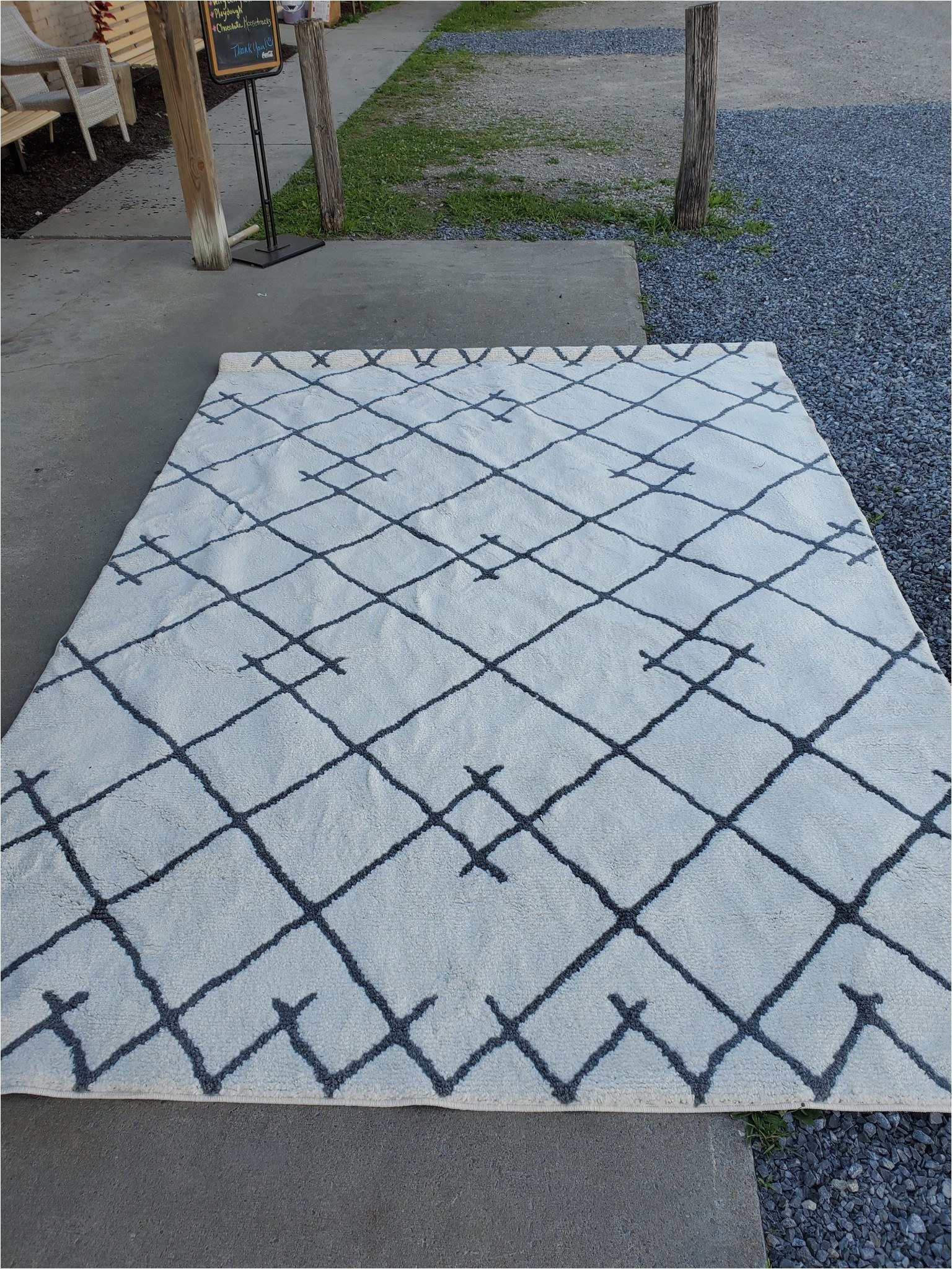 7x10 kenya fleece tribal design tufted area rug cr