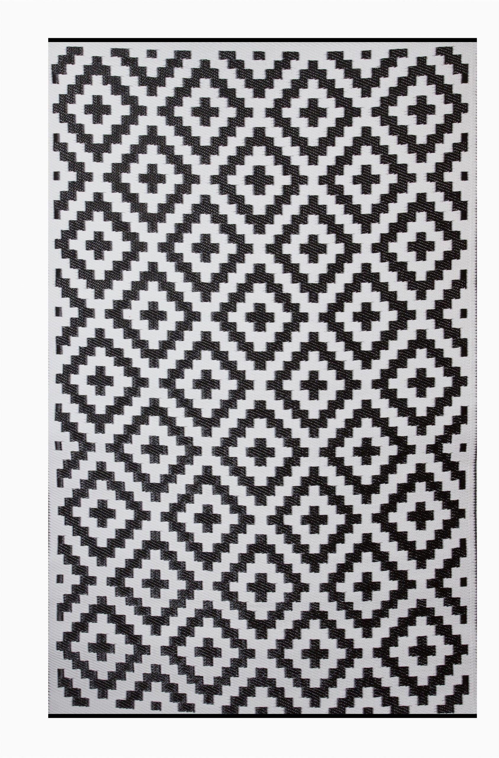 premier home hand woven blackwhite indooroutdoor area rug