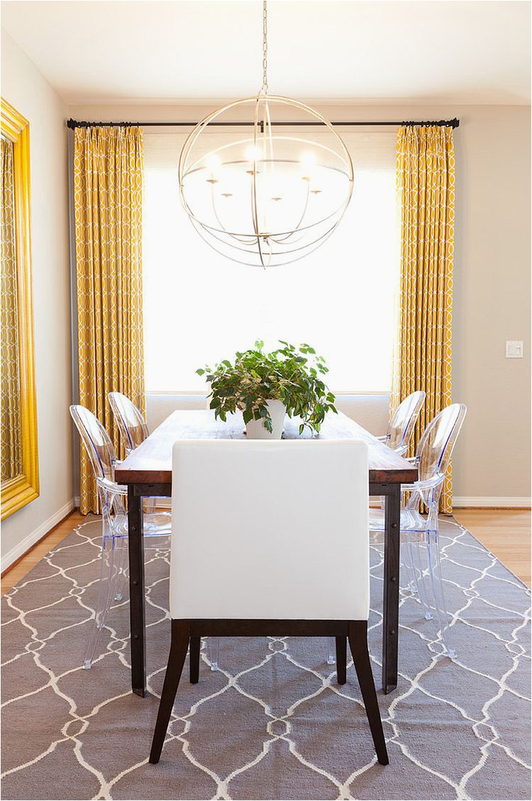 Flat weave rug adds simple pattern and style to the dining room
