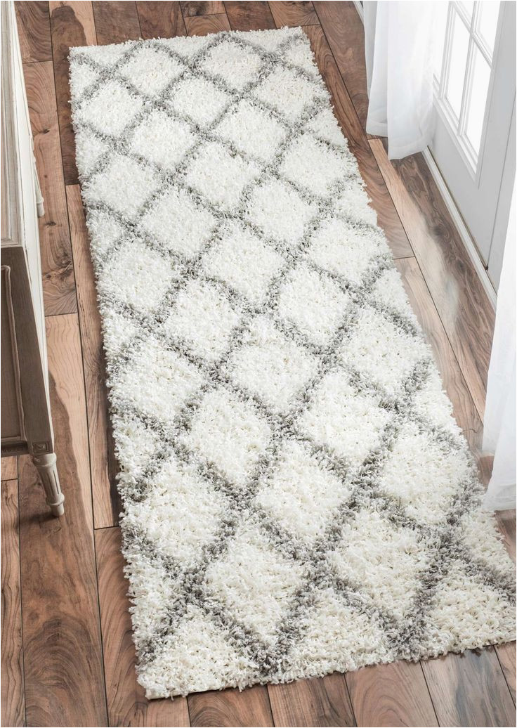 1 Inch Pile area Rugs A Durable Polypropylene Construction and Easy to Clean One