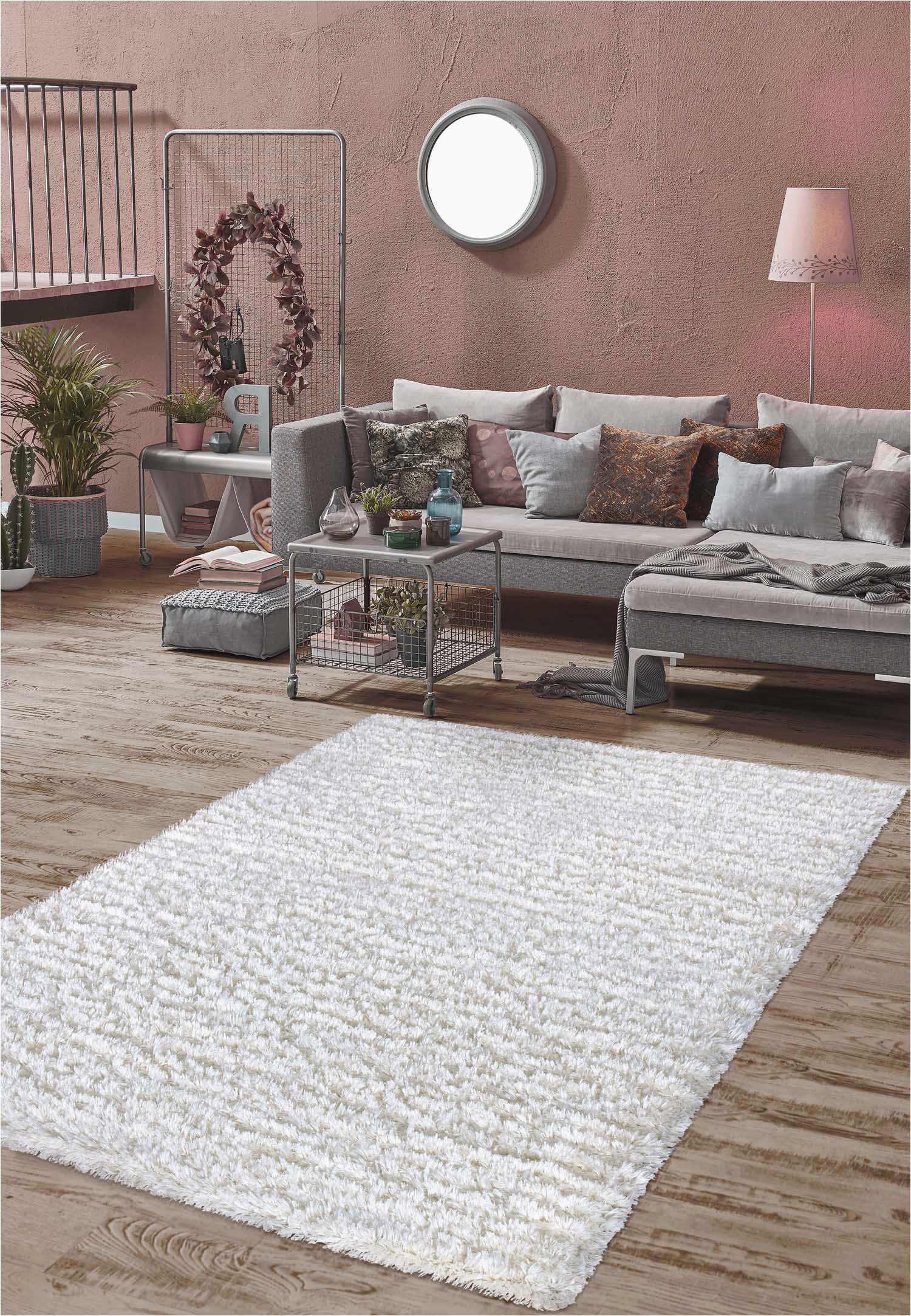 5 X 7 solid Color area Rugs Mod Arte Silky Shag Collection area Rug Modern & Contemporary Style solid Color Design soft & Plush White