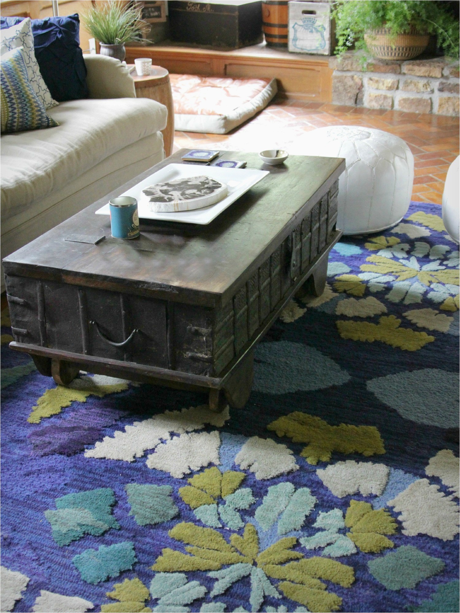 Area Rugs and Matching Pillows 5 Reasons You Re Not Finding the Perfect Rug Decor Fix