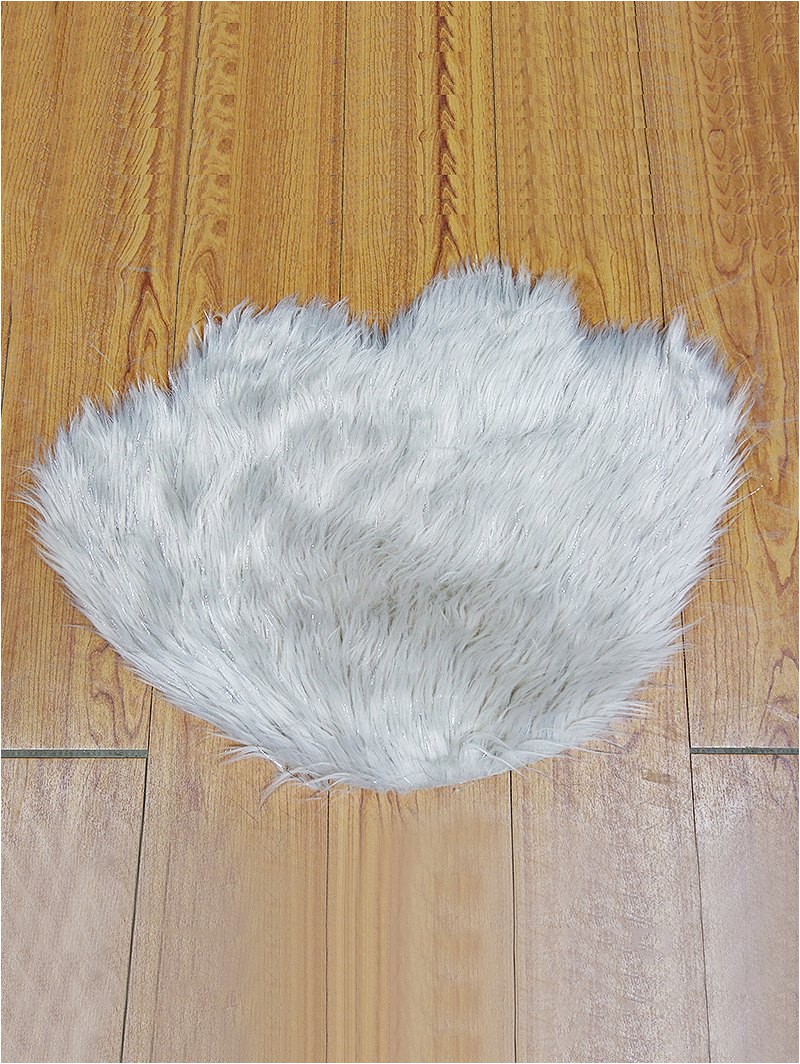 Best area Rugs for Cats with Claws Cat Claw Shape Faux Fur soft Throw Rug
