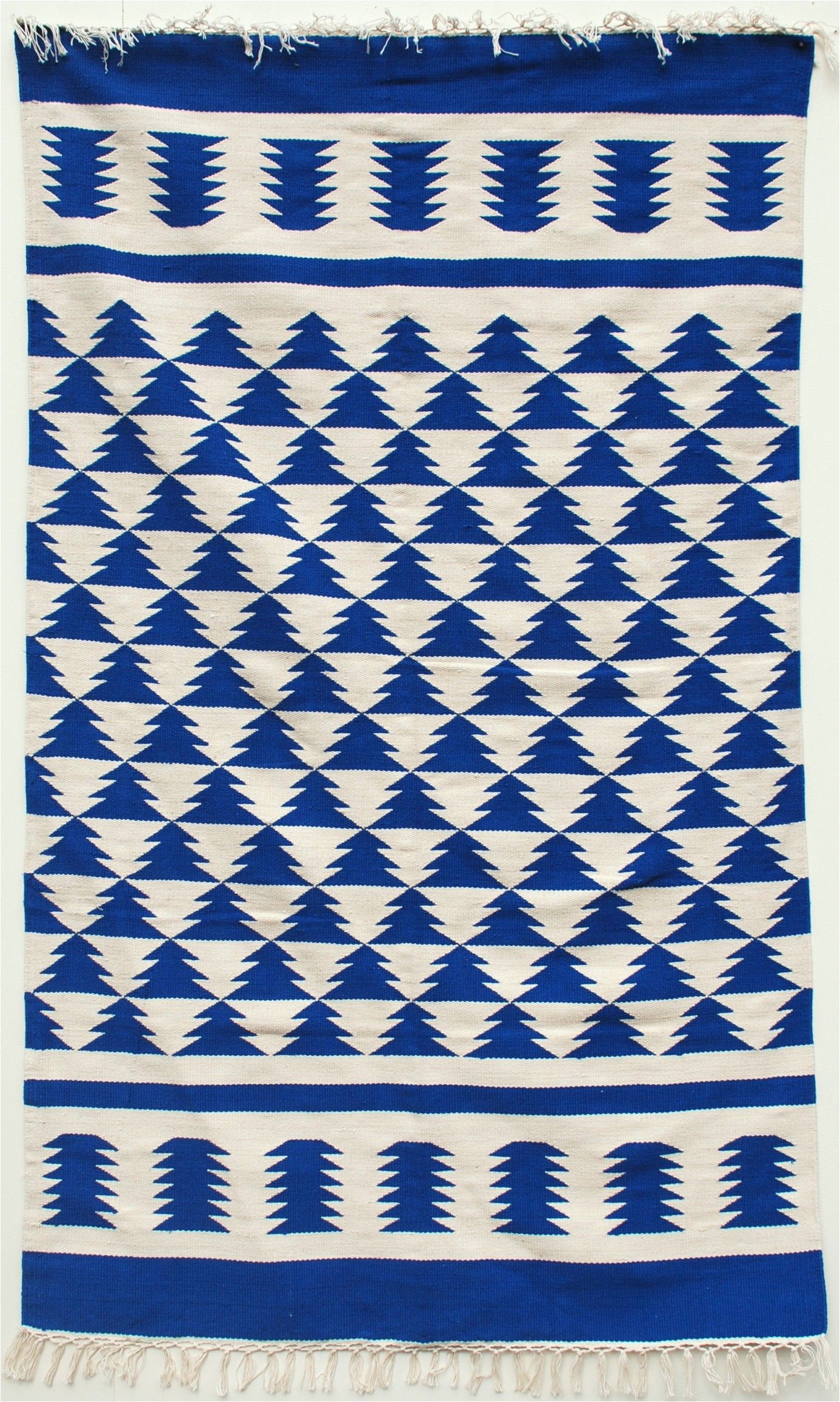 Blue and White Aztec Rug Unique Dhurrie Rugs for Stunning Floor Decoration Ideas