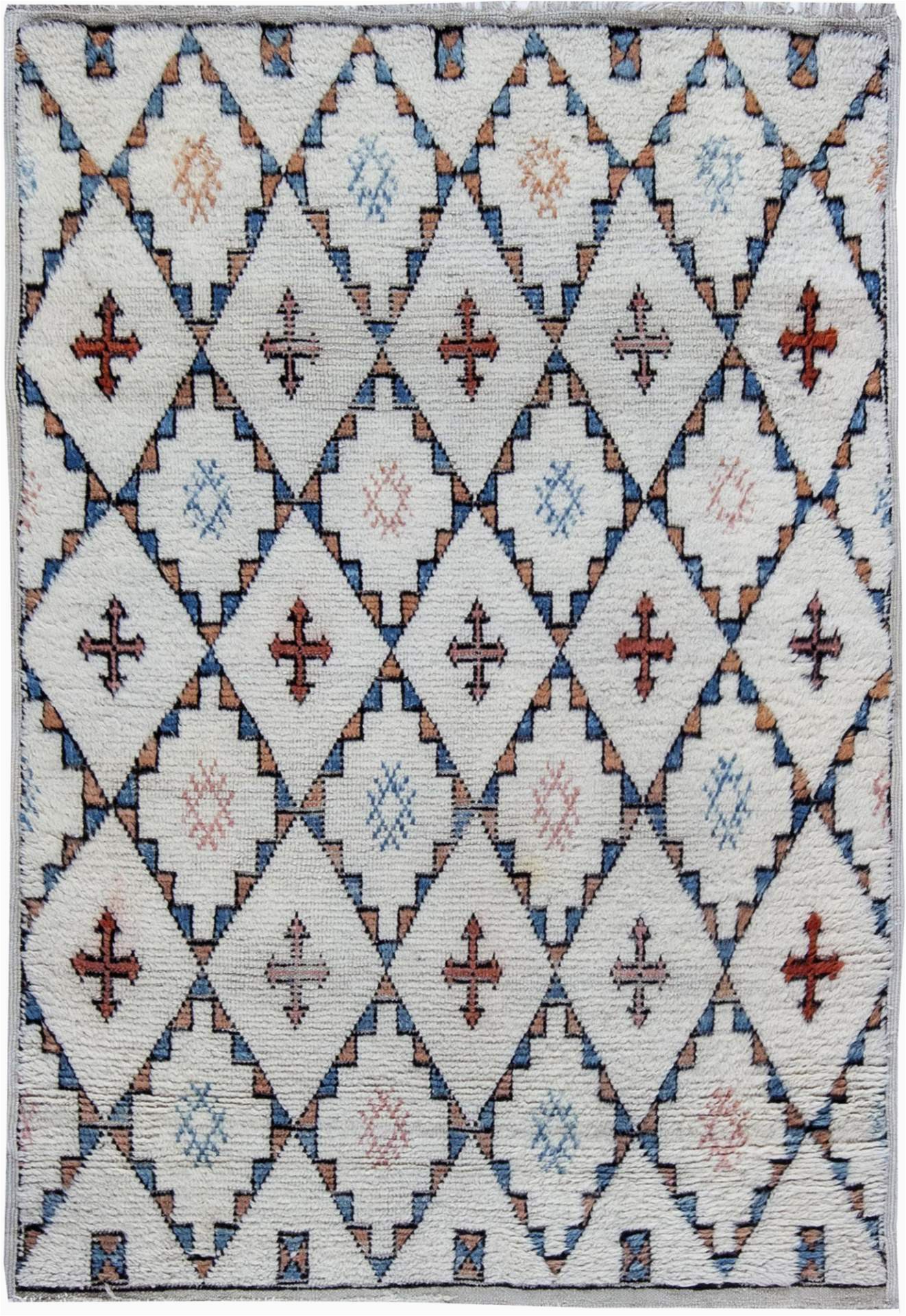 Blue and White Moroccan Rug Vintage Moroccan Rug Diamond Hac Pitrak Pattern White 4 5 8