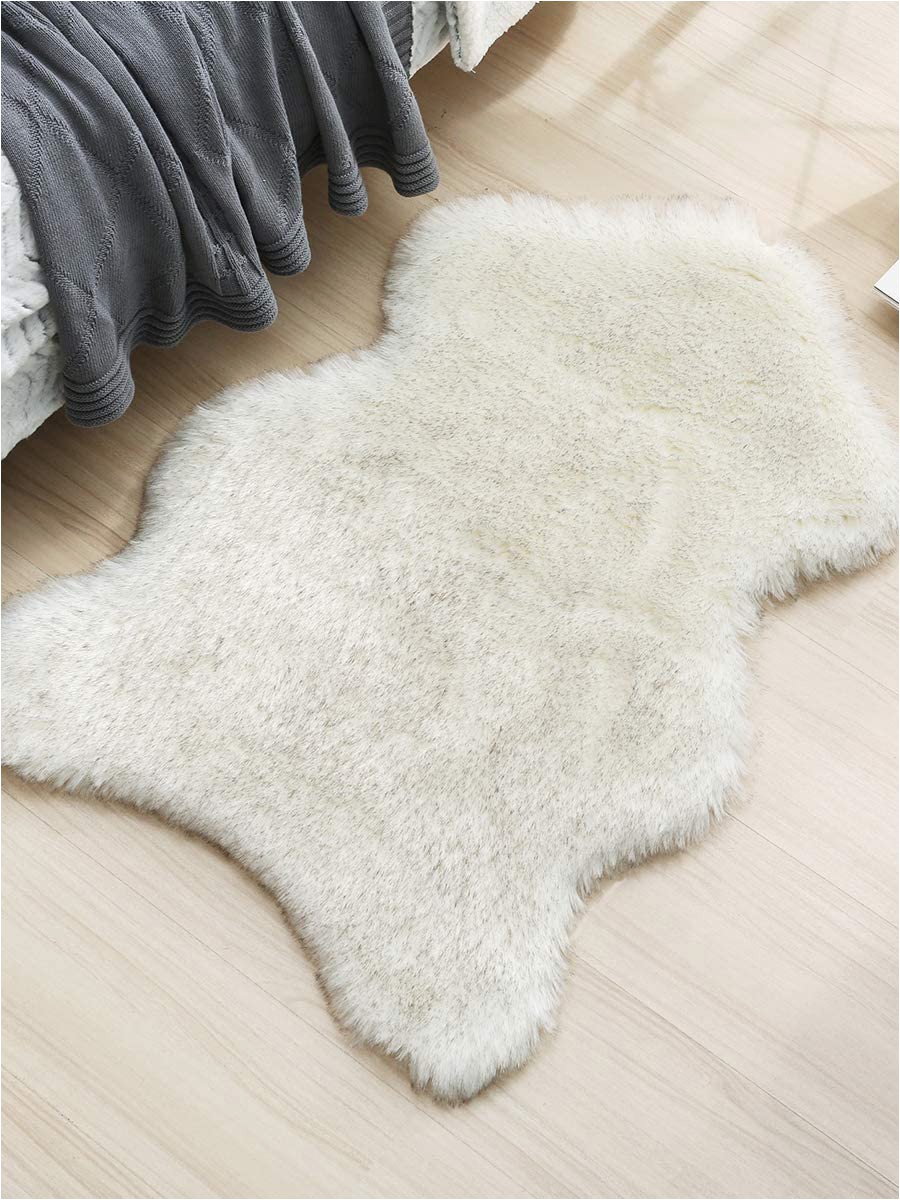 Faux Sheepskin area Rug 8×10 Faux Sheepskin Fur area Rug Fluffy Rugs Ultra soft Floor Carpet for Bedroom Living Dining Room Home Decor Chair Cover sofa Seat Cushion Pad 2×3 Ft