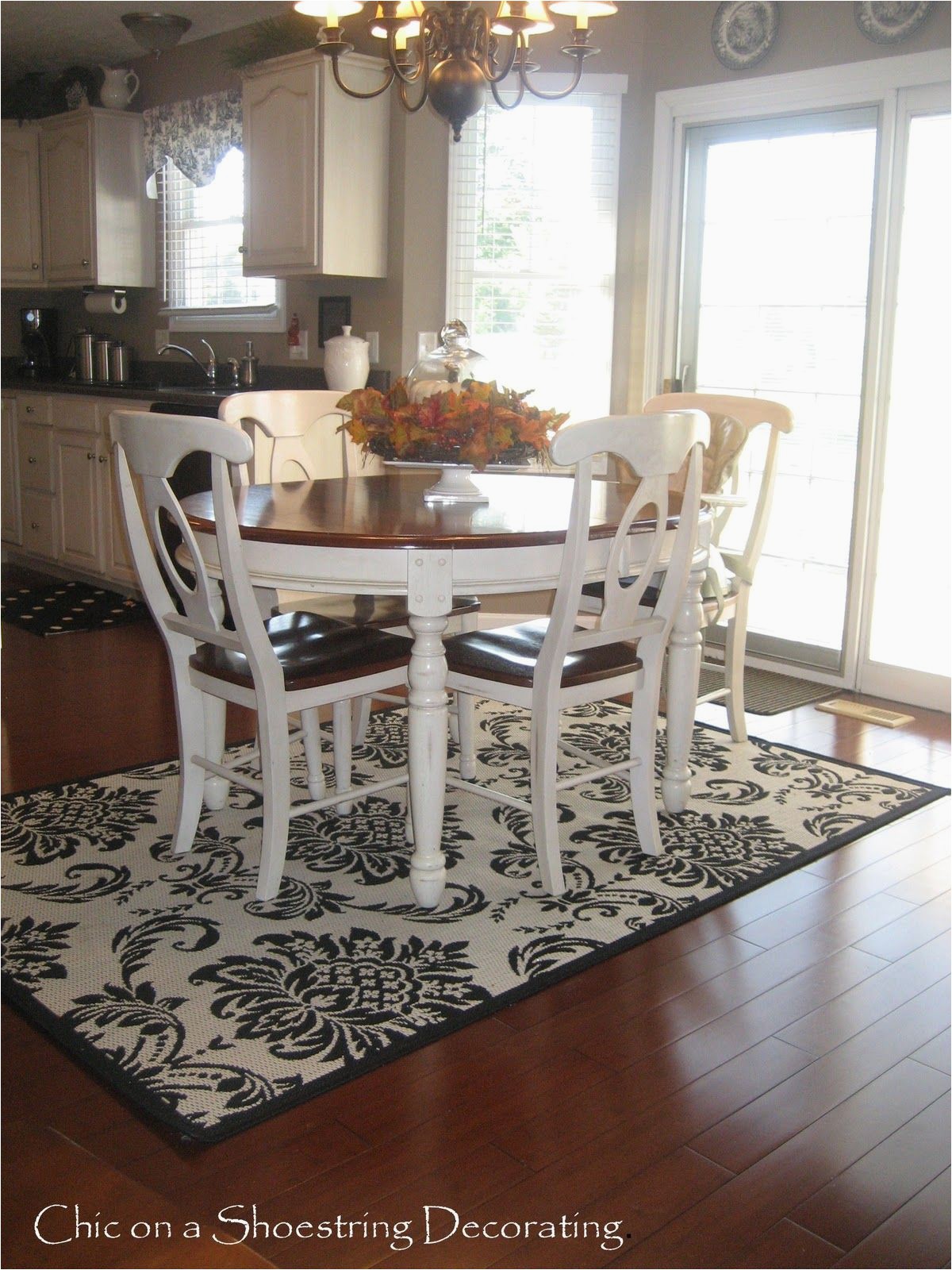 Round area Rug for Under Kitchen Table Rug Under Round Dining Table