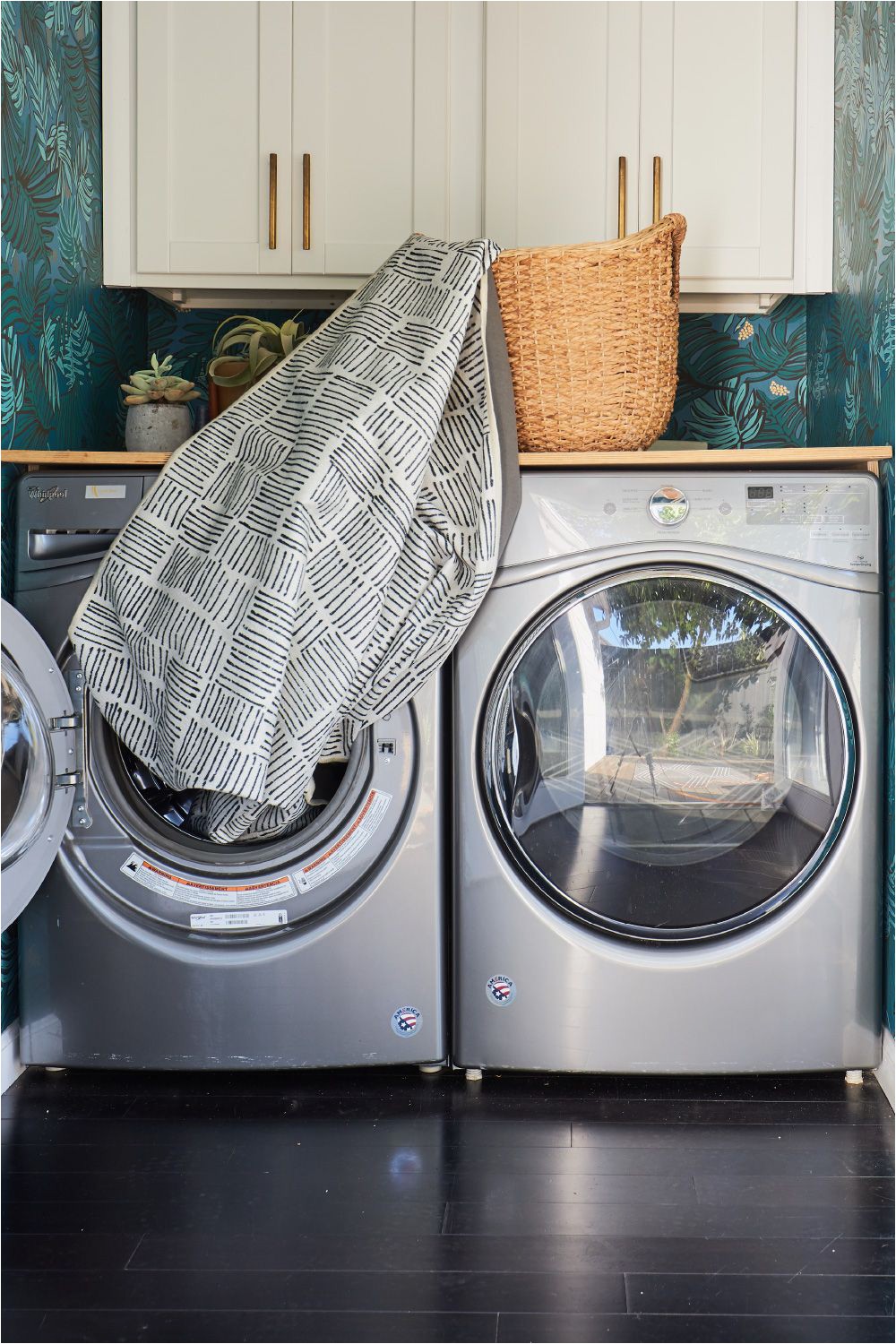 Area Rug In Washing Machine Machine Washable Rugs In 2020