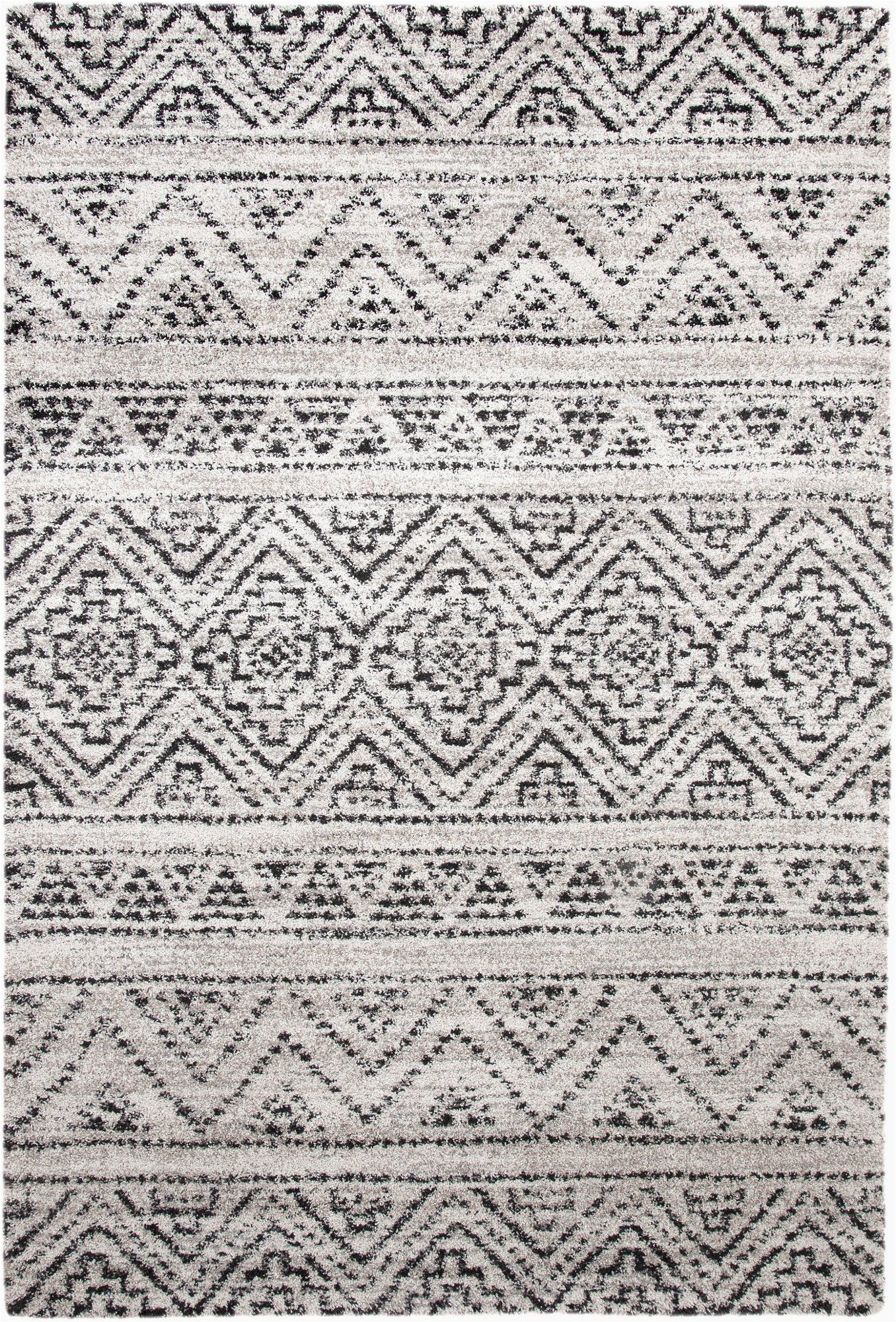 Area Rugs In Gray tones 5 X 8 Medium Beige Ivory and Charcoal Gray area Rug