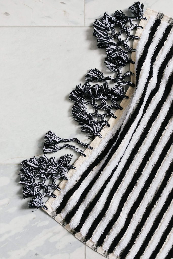 Black and White Striped Bath Rug B&w Stripe – Loom towels