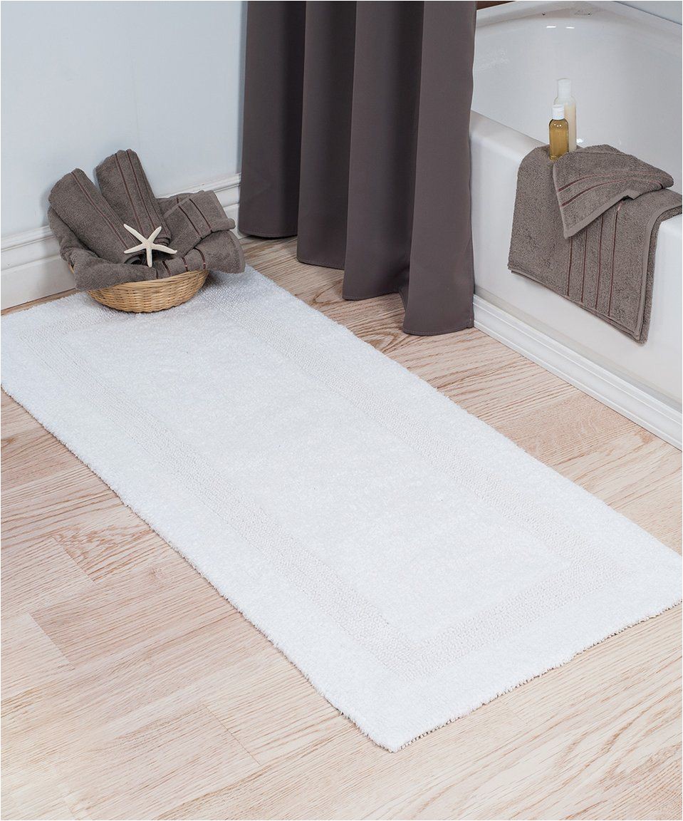 Braided Chenille Oversized Bath Rug 24×60 Take A Look at This White Reversible Long Bath Rug today