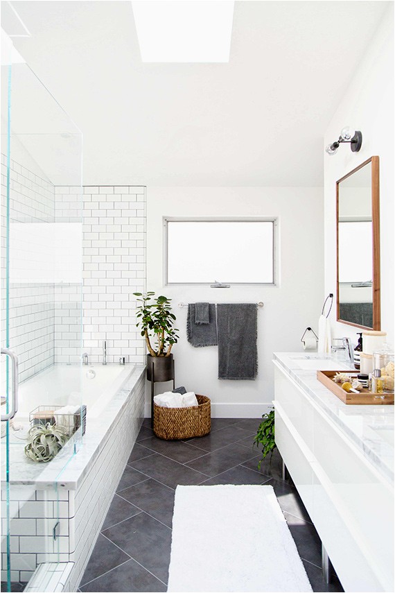 Crate and Barrel Bathroom Rugs 5 Tips for Updating Your Bathroom with the Crate and Barrel