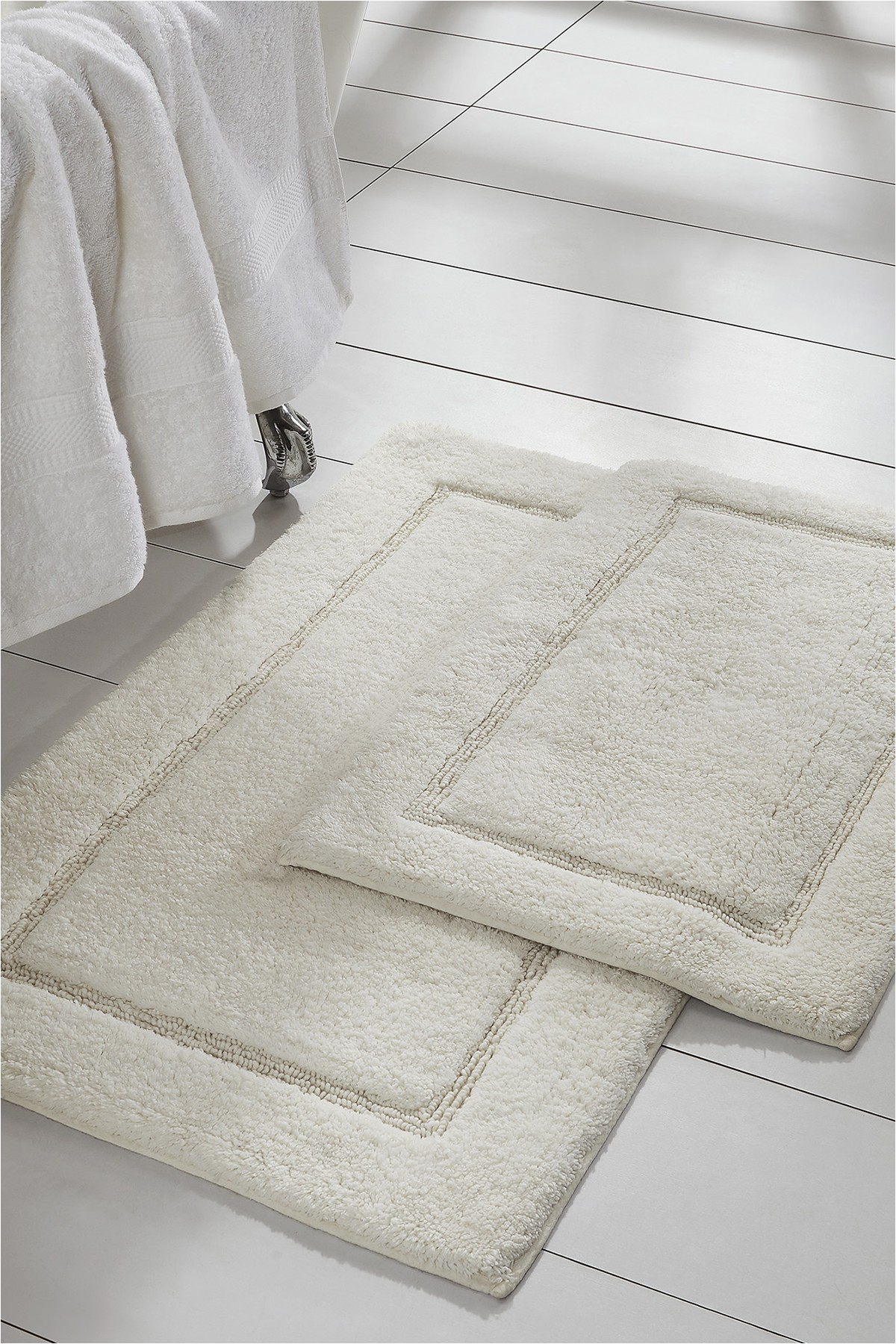 Long White Bathroom Rug Modern Threads White solid Loop Non Slip Bath Mat 2 Piece Set