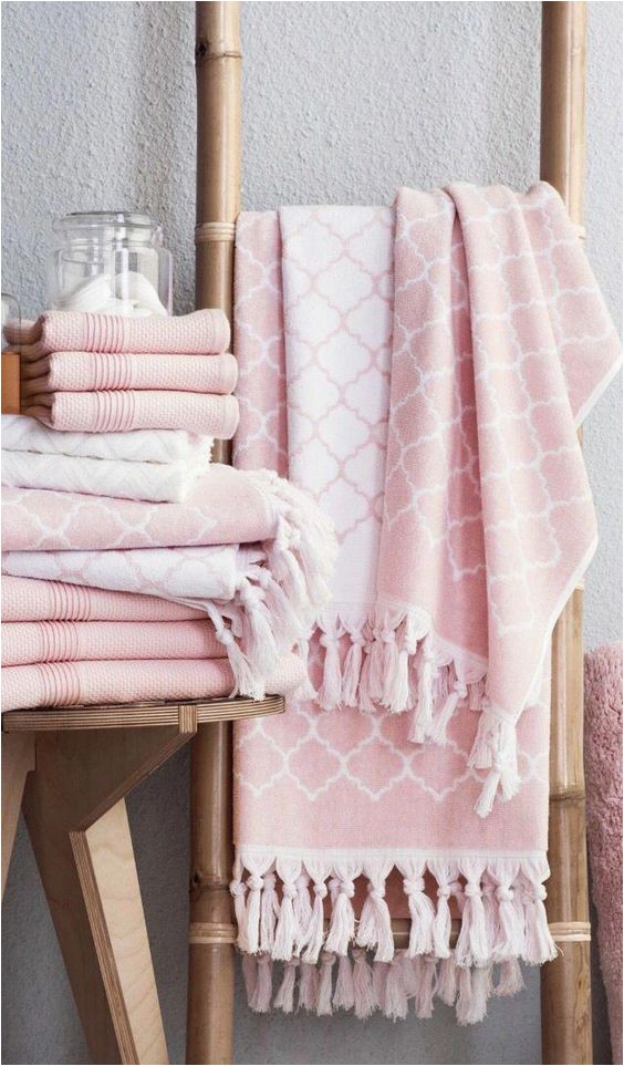 Pink and White Bathroom Rugs 49 Simply Black and White Tile Bathroom Decor Ideas In 2020