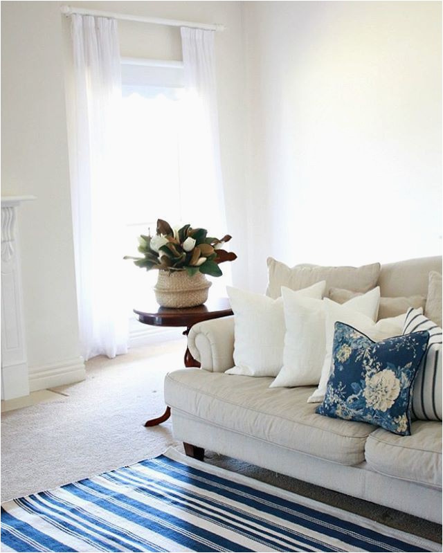 Pottery Barn Blue and White Rug Blue and White Living Room with A Blue and White Striped Rug