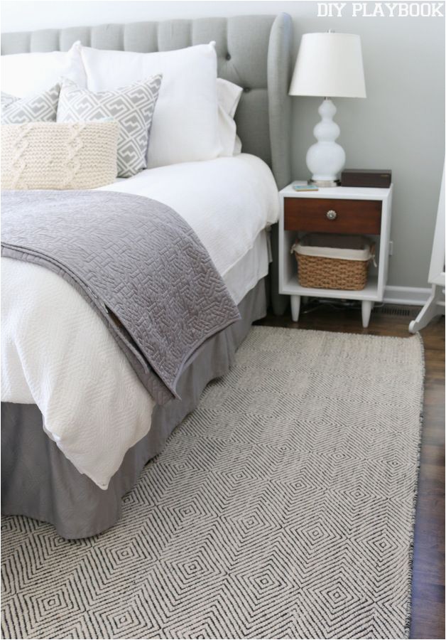 Grey area Rug for Bedroom How to Pick A Neutral Bedroom Rug Tutorial