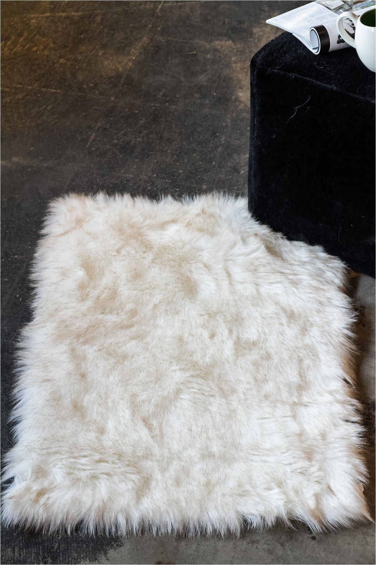 White Fur Bathroom Rugs Luxe