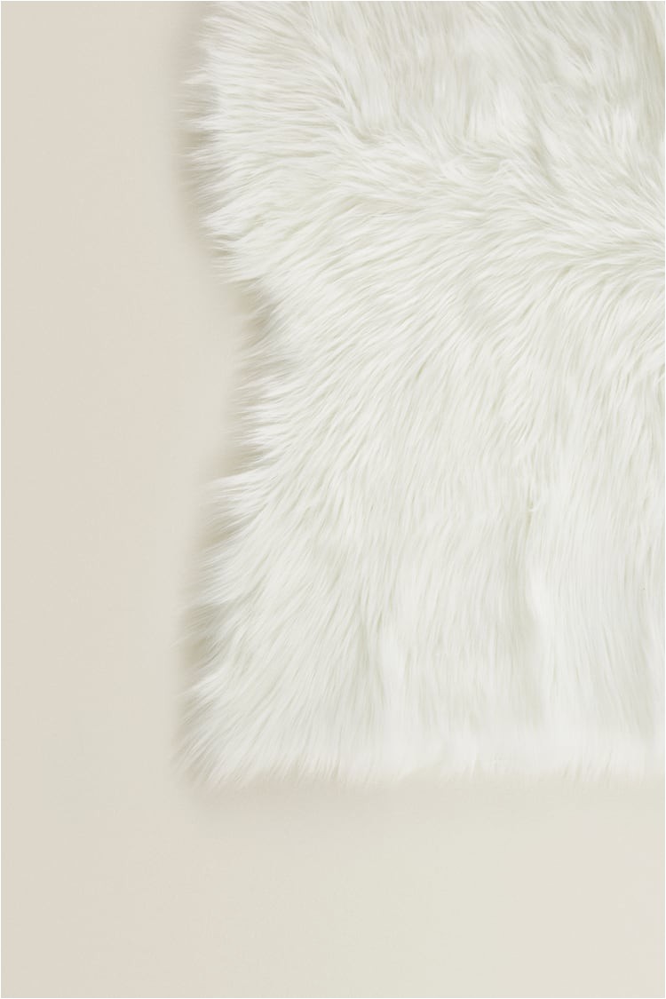 White Fur Bathroom Rugs White Faux Fur Rug