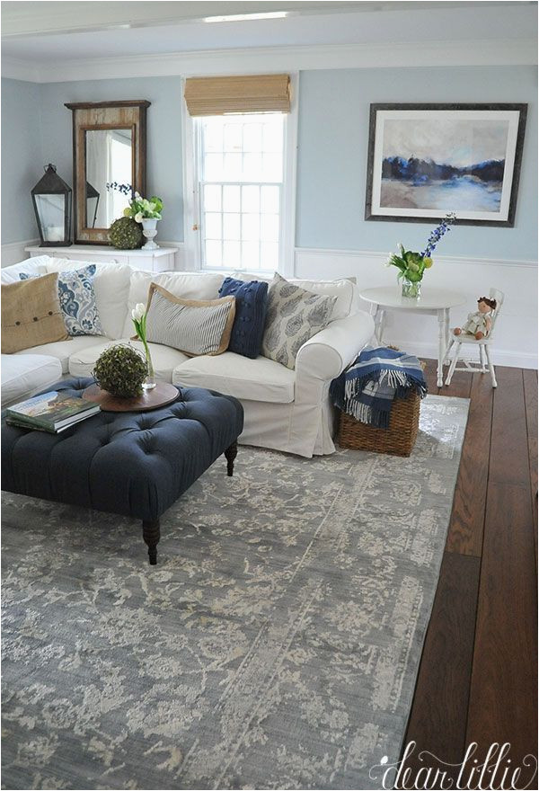 Rug with Blue Accents 21 Living Room Ideas with Blue Accents for Your Home
