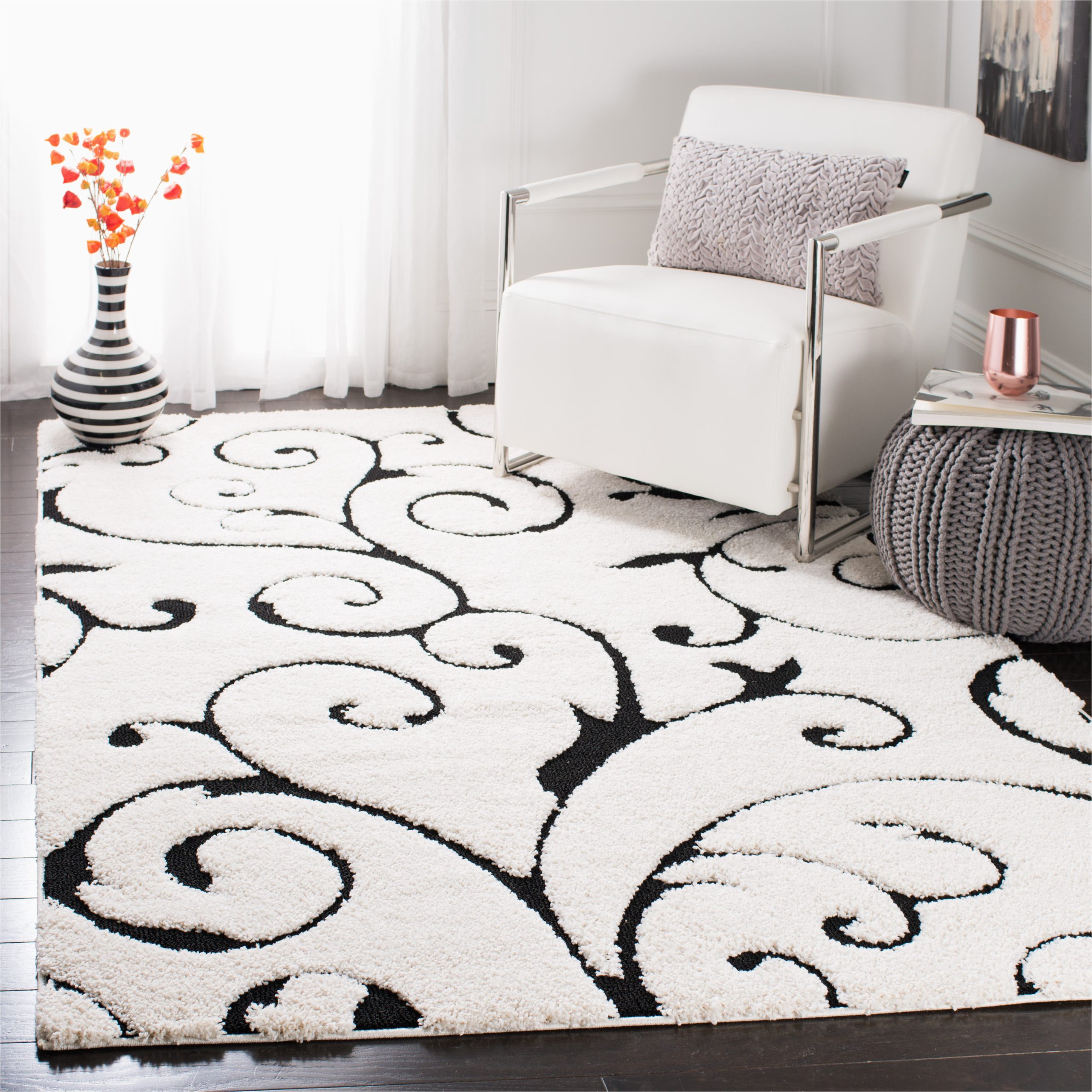 Safavieh Florida Douglas Floral Vines Shag area Rug or Runner Safavieh Florida Doug Floral Vines Shag area Rug, Ivory/black, 5′ X 5′ Square