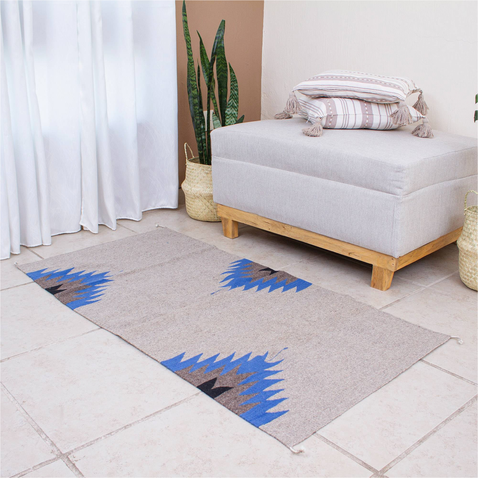 2.5 X 4 area Rug Geometric Pattern Handwoven Wool area Rug (2.5×4.5), ‘between the Mountains’