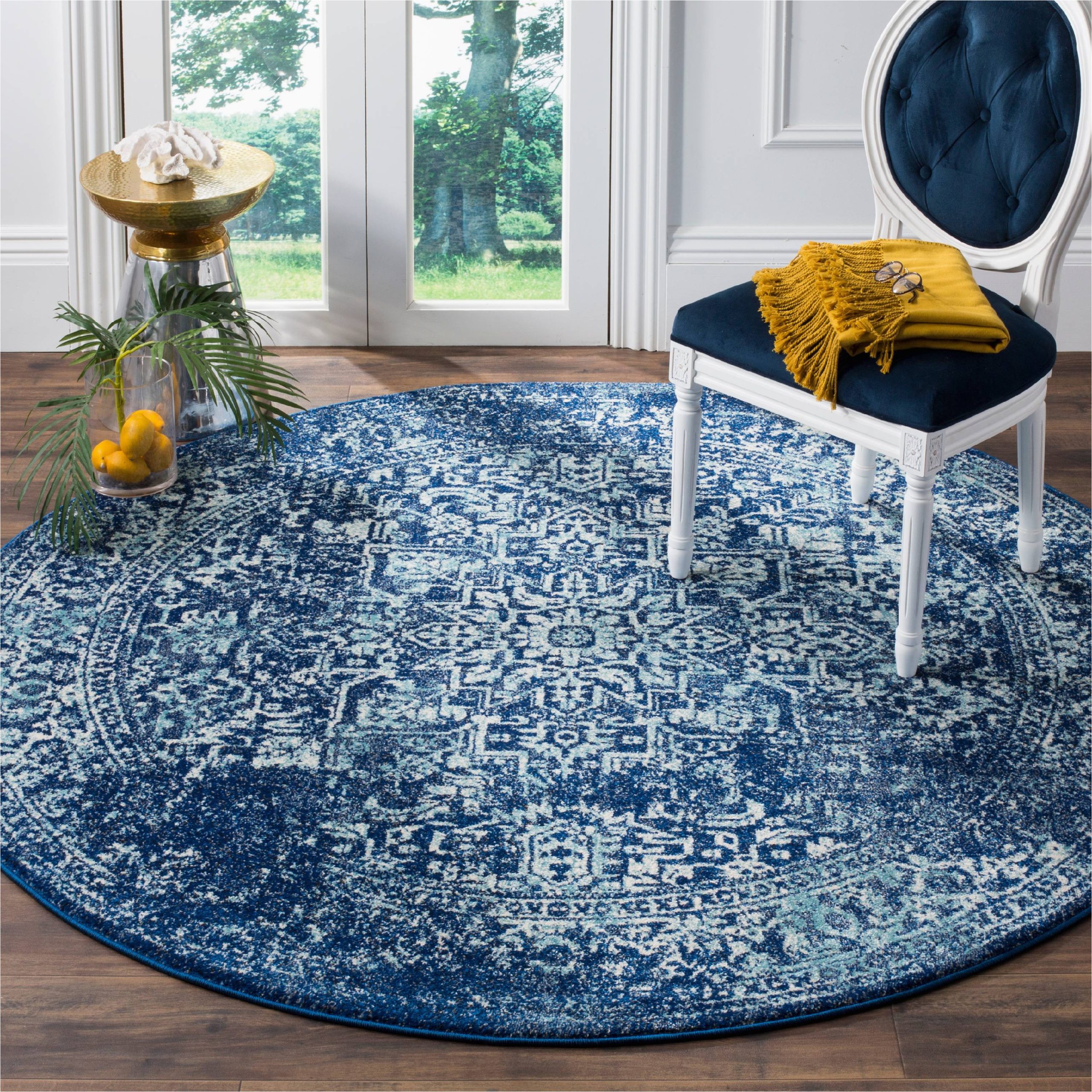 3 X 3 Round area Rugs Safavieh Evoke Trena Traditional area Rug, Navy/ivory, 3′ X 3′ Round