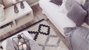 Area Rugs for White Furniture Really Like Geometric Rug and White Furniture ðð ðð rugs