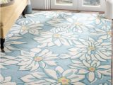 Blue and White Floral area Rugs Safavieh Blossom Salina Floral Wool area Rug, Light Blue/ivory, 4′ X 6′