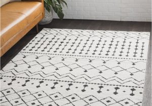 Cheap Black and White area Rugs Foundstoneâ¢ Delancey Geometric Black/charcoal/white area Rug …