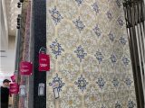 Does Homegoods Have area Rugs Homegoods Vs at Home which Home Decor Retailer is Better