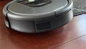 Does Roomba Go Over area Rugs Roomba Ting Stuck On Rug Corners Any Tips Roomba
