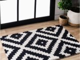 Leana Black Indoor area Rug Black Scandinavia Diamond area Rug