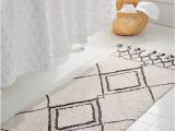 Small Bathroom Rugs and Mats Get Decorating and Design Ideas From Photos Of Bathroom Rugs